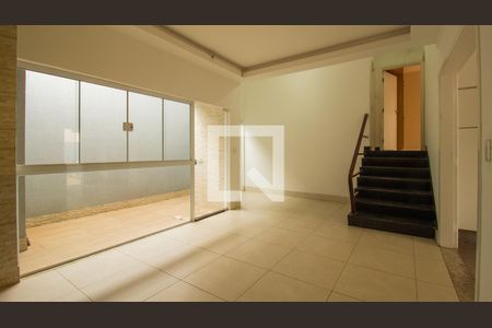 Sala de casa à venda com 2 quartos, 120m² em Centro, Jundiaí