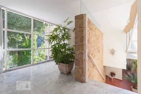 Hall de Entrada de casa de condomínio à venda com 4 quartos, 621m² em Cosme Velho, Rio de Janeiro