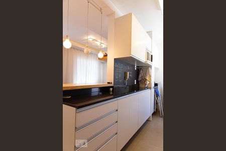 Cozinha de apartamento para alugar com 2 quartos, 53m² em Humaitá, Porto Alegre