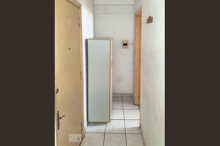 Corredor de kitnet/studio à venda com 1 quarto, 60m² em Centro, Campinas