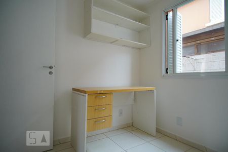 Quarto 1   de casa de condomínio à venda com 4 quartos, 95m² em Jardim Itu Sabará, Porto Alegre