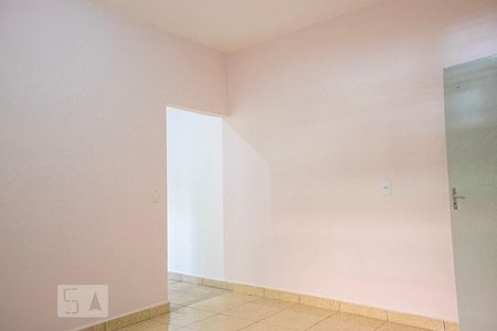 Sala de casa para alugar com 1 quarto, 40m² em Km 18, Osasco