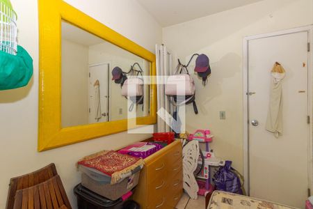 Quarto de casa de condomínio à venda com 3 quartos, 77m² em Sarandi, Porto Alegre
