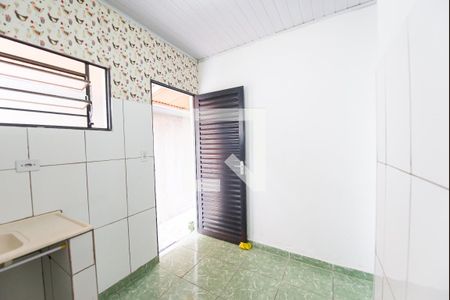 Cozinha e Área de Serviço de kitnet/studio para alugar com 1 quarto, 30m² em Jardim Mourisco, Taubaté
