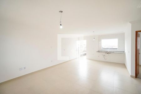 Sala e cozinha de apartamento para alugar com 2 quartos, 70m² em Vila Esperança, São Paulo