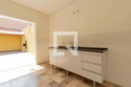 Sala e Cozinha Integrada de casa para alugar com 2 quartos, 140m² em Vila Talarico, São Paulo