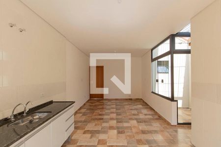 Sala e Cozinha Integrada de casa para alugar com 2 quartos, 140m² em Vila Talarico, São Paulo