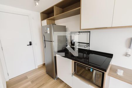 Cozinha de kitnet/studio para alugar com 1 quarto, 25m² em Perdizes, São Paulo