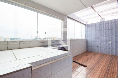Cozinha e Área de Serviço de casa para alugar com 1 quarto, 60m² em Santa Maria, Osasco