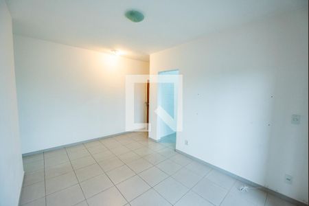 Sala de apartamento para alugar com 2 quartos, 65m² em Pq São Luis, Taubaté
