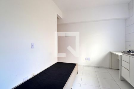 Sala/Quarto de kitnet/studio para alugar com 1 quarto, 15m² em Vila Sao Pedro, Santo André