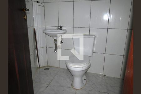 Banheiro de casa para alugar com 1 quarto, 40m² em Mutinga, Osasco
