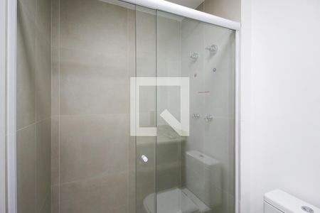 Banheiro  de kitnet/studio para alugar com 1 quarto, 29m² em Indianópolis, São Paulo