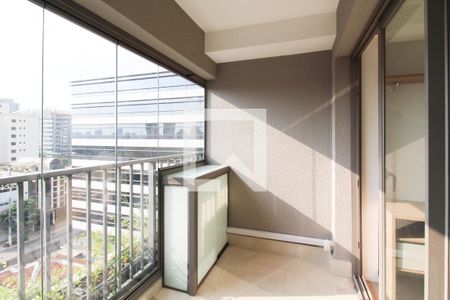 Varanda  de kitnet/studio para alugar com 1 quarto, 29m² em Indianópolis, São Paulo