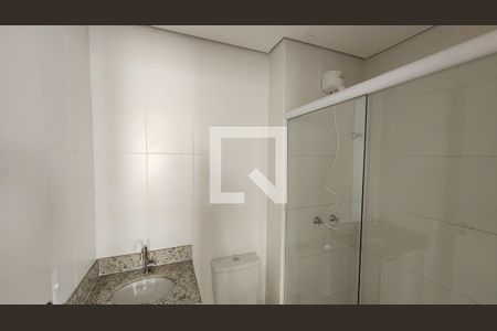 Banheiro de apartamento à venda com 2 quartos, 47m² em Ponte de São João, Jundiaí