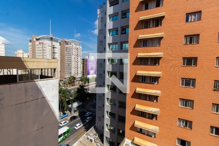 Vista da Suíte de kitnet/studio à venda com 1 quarto, 50m² em Centro, Campinas