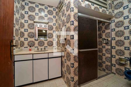 Banheiro da Suíte 1 de casa para alugar com 5 quartos, 423m² em Jardim Itu, Porto Alegre