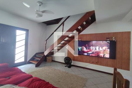 Sala de casa de condomínio à venda com 4 quartos, 120m² em Tanque, Rio de Janeiro