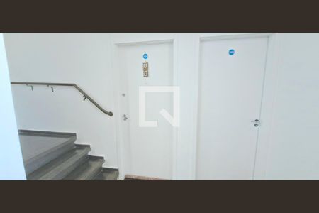 Hall de entrada de apartamento à venda com 2 quartos, 45m² em Jd Bela Vista, Vespasiano