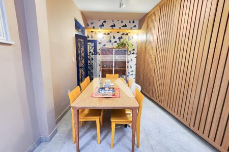 Sala de Jantar de casa de condomínio à venda com 2 quartos, 162m² em Laranjeiras, Rio de Janeiro