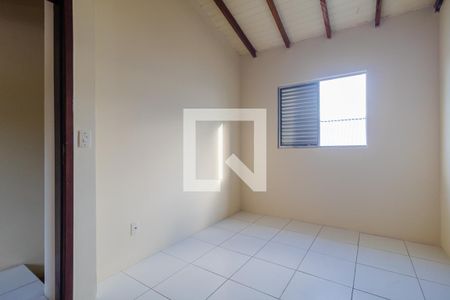 Quarto 1 de casa de condomínio à venda com 2 quartos, 49m² em São José, Porto Alegre