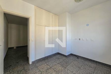 Suíte 1 de apartamento à venda com 2 quartos, 75m² em Funcionários, Belo Horizonte