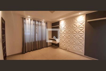 Sala de casa para alugar com 3 quartos, 185m² em Jardim das Flores, Osasco