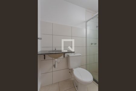 Banheiro da Suíte de apartamento para alugar com 2 quartos, 48m² em Sarandi, Porto Alegre