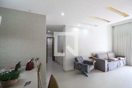 Sala de casa de condomínio à venda com 4 quartos, 300m² em Taquara, Rio de Janeiro