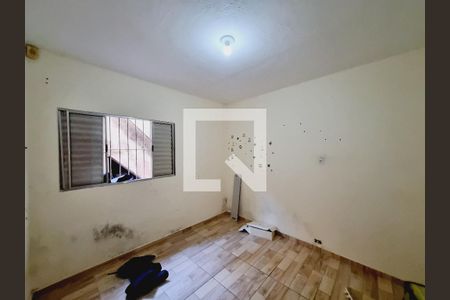 Quarto 2 de casa para alugar com 2 quartos, 38m² em Jardim Santa Tereza, Embu das Artes
