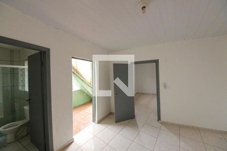 Suíte de casa para alugar com 2 quartos, 60m² em Vila Ivone, São Paulo