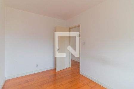 Quarto 1 de apartamento para alugar com 2 quartos, 52m² em Ipanema, Porto Alegre