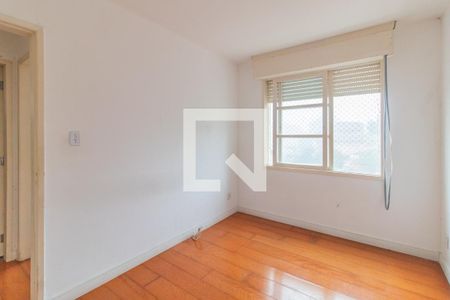 Quarto 1 de apartamento para alugar com 2 quartos, 52m² em Ipanema, Porto Alegre