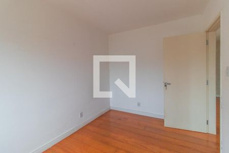 Quarto 1 de apartamento para alugar com 2 quartos, 52m² em Ipanema, Porto Alegre