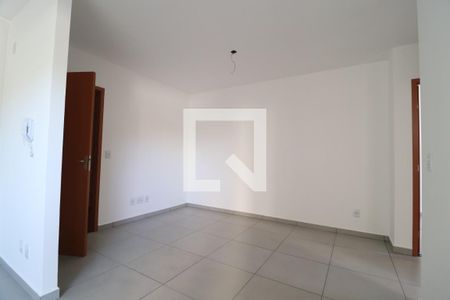 Sala de apartamento para alugar com 2 quartos, 81m² em Shopping Park, Uberlândia