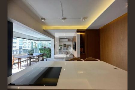 Apartamento à venda com 2 quartos, 85m² em Vila Olímpia, São Paulo