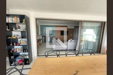 Apartamento à venda com 3 quartos, 178m² em Jardim das Acacias, São Paulo